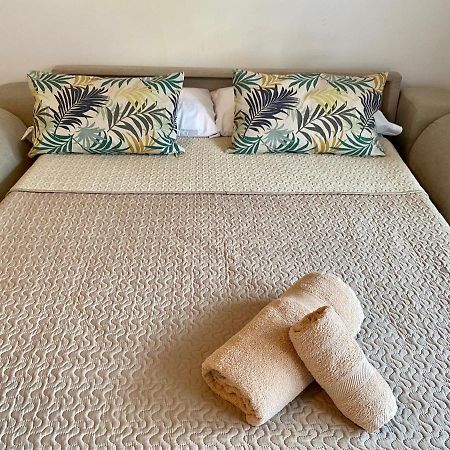 Apartamento Studio With Access To The Garden. Open Pool. Beach Very Close. Wifi & Netflix Free Benalmádena Exterior foto