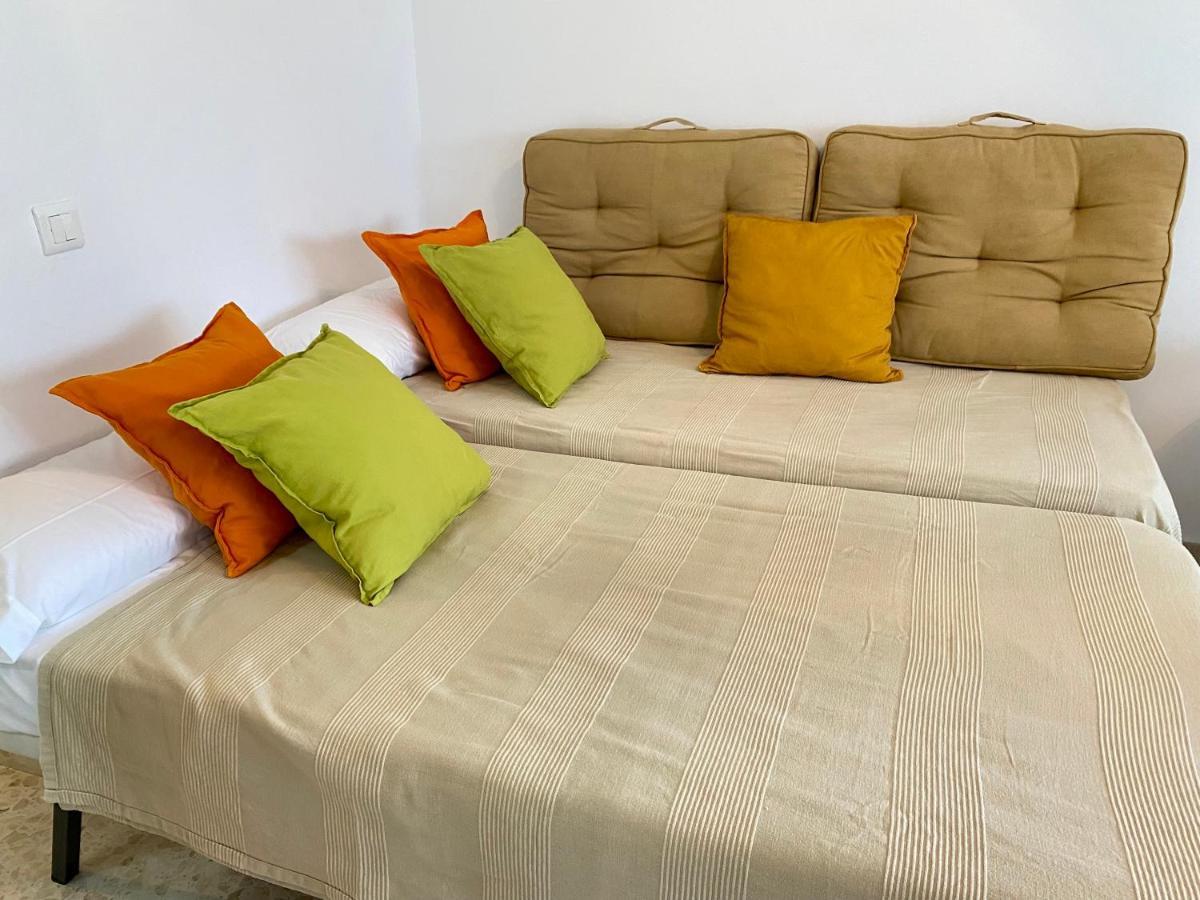 Apartamento Studio With Access To The Garden. Open Pool. Beach Very Close. Wifi & Netflix Free Benalmádena Exterior foto
